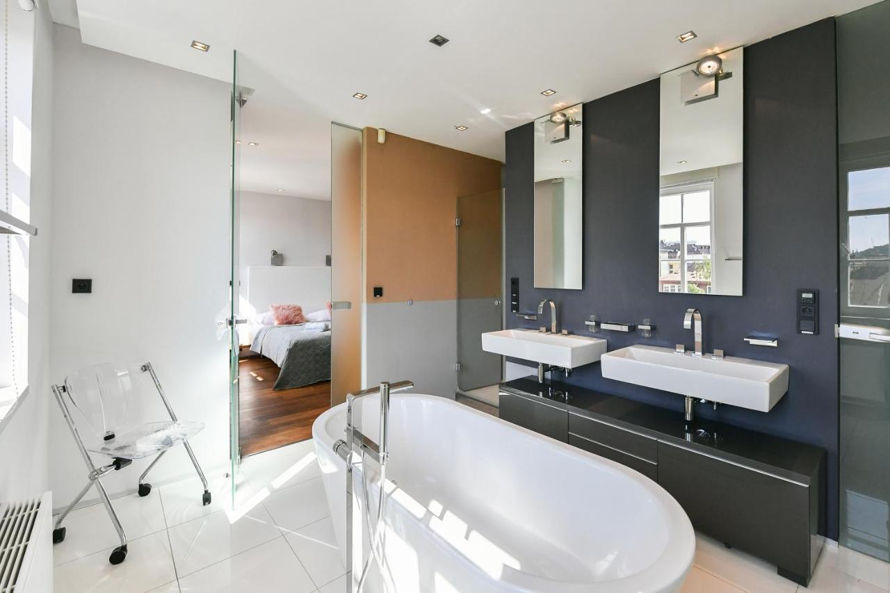 Luxury Central Penthouse With Sauna, Terrace, 250M2, 5Bdrm, 3Bthrm Praag Buitenkant foto